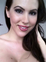 Katie Banks selfshots of her Canada Rocks bikini!