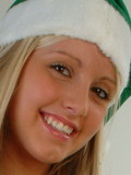 Sexy elf shows off her big tits and curvy ass