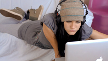 DJ Mia
