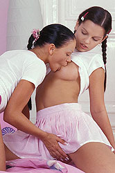 Hot & horny lesbian encounter