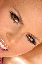 Big boobed blond babe Wivien