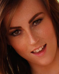 Lauren Wood 30
