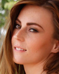 Lauren Wood 30
