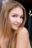 Met-Art.com gallery - Presenting Izabel