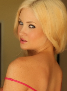 Alluring Vixens: Perfect blonde Alluring Vixen Ashlie Madison shows off in a sexy little pink lace outfit with a tiny black g-string