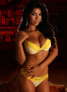 Alluring Vixens: Busty Alluring Vixen Suelyn shows off in yellow lace bra and panties