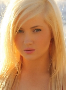 I Luv Ashlie: Blonde babe Ashlie teases at the beach in a skimpy red string bikini