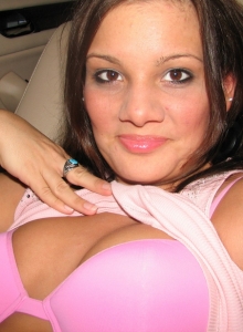 I Want Katie: Sexy and very horny Katie exposes her big tits for candid pictures during her trip to Las Vegas