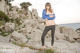 Sexy Climber - nude on the rocks