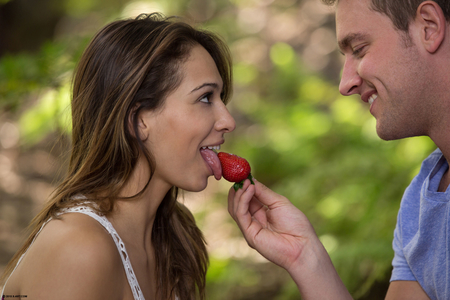 X-Art.com - Van Wylde, Sara Luvv : A Fucking Picnic