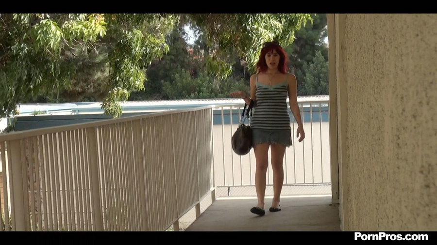 Miniskirt solo fit drunk