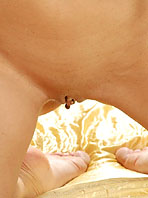 free hot pussy and cameltoe from wetandpuffy.com
