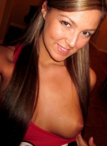 Craving Carmen Nude: Carmen loves taking candid pictures of her perky perfect tits and amazing pussy
