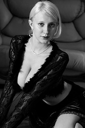 Katys’s large breasts are front and center in these sexy photos