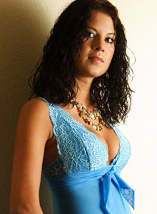SpunkyAngels: Sexy teen Erin poses in a lowcut top that makes her perky tits look amazing