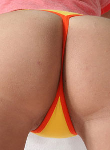 SpunkyAngels: Watch as the horny blonde teen Jenny moans as she rubs her clit