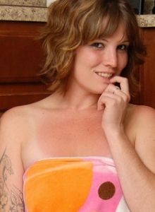 SpunkyAngels: Sexy hot babe Misty strips naked in the kitchen and cools off when she sprays her tits with water