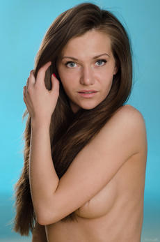 GLASS TOY with Subil A - Stunning 18