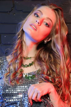 PODIUM with Rebecca G - Stunning 18
