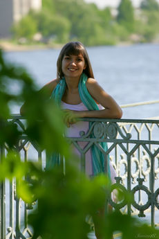 ALINA - CITY LAKE with Alina - Stunning 18
