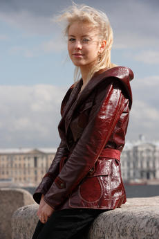 CELEBRITY with Barbara D - Stunning 18