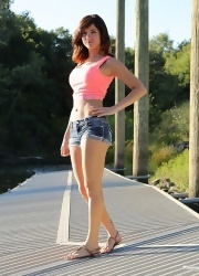 Stella XO, dock