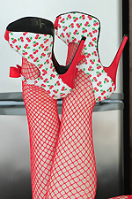 Lucy Ohara Cherry Bomb