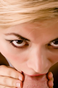 Babyoil Fetish: Babyoil Fingering and Blowjob