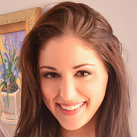 Carlotta Champagne: Natural Beauty