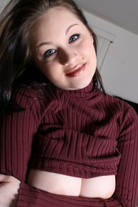 Chubby Girls: Haley in the kitchen
