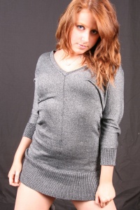 Chubby Girls: Lucy has a cute muffintop