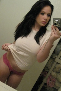 Chubby Girls: Mia shows off her big boobs in the mirror