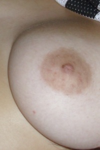 Chubby Girls: Samantha is a fat football fan