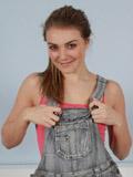 British teen Heidi Harper shows you her tight toned body and smooth pussy