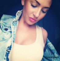 Gracie Lewis strips from her denim and pants