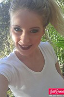 Jess Davies pulls up her tight white top, this sexy self shot photoset found inside my website