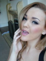 Jodie Gasson looks stunning in her loose dress and stocking