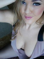 Jodie Gasson looks stunning in her loose dress and stocking