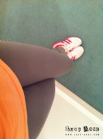 Lucy Anne shows you her new gym outfit at home