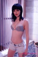 Mellisa Clarke strips naked from her bra and denim shorts