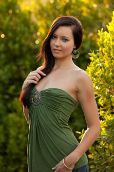 Green shirt and short jeans - 109 pictures on full membership area