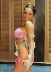 Salina Ford Bathtime