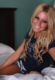 Brooklyn Born To Flirt</a>” /></a><a href=